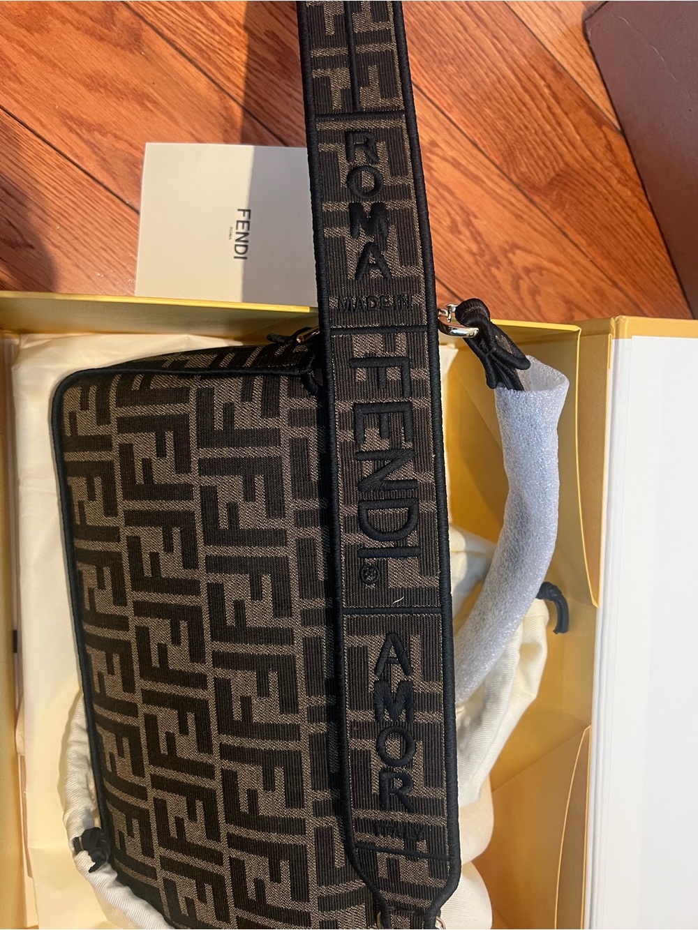 Fendi Baguette Bag in Brown FF Jacquard Fabric Bag NWT MSRP 3850 - Picture 5 of 17
